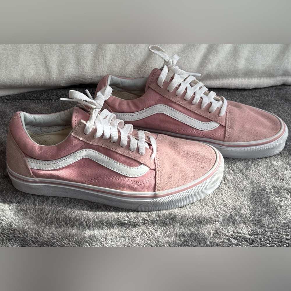 VANS Old Skool Pink Suede Lace Up Shoes Sneakers Women’s 8 Men’s 6.5